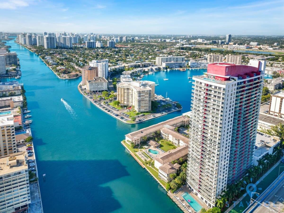 Balcony - Pool - Near Beach - Gym Hallandale Beach Exterior photo