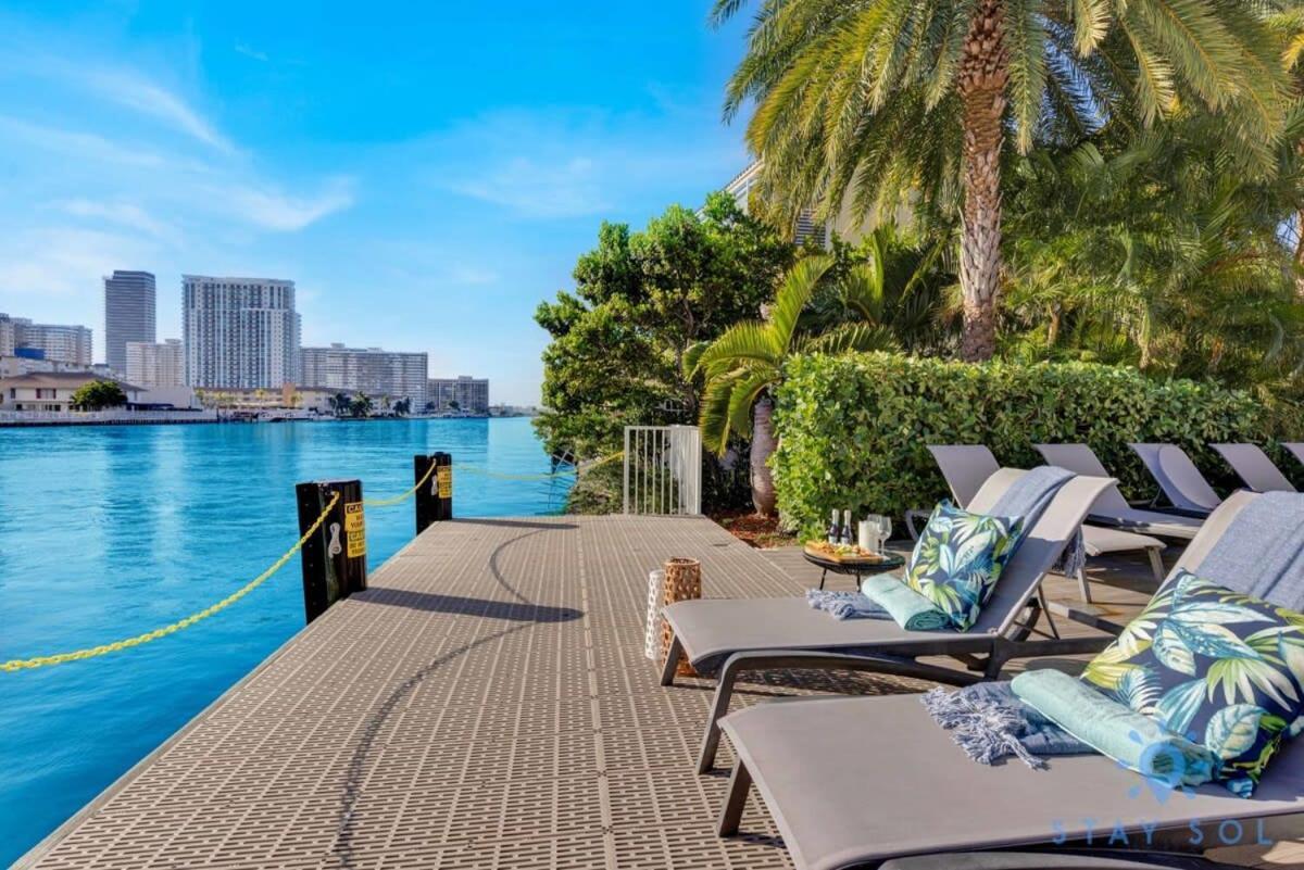 Balcony - Pool - Near Beach - Gym Hallandale Beach Exterior photo