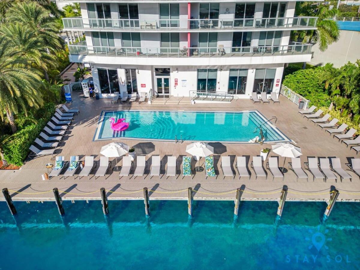Balcony - Pool - Near Beach - Gym Hallandale Beach Exterior photo